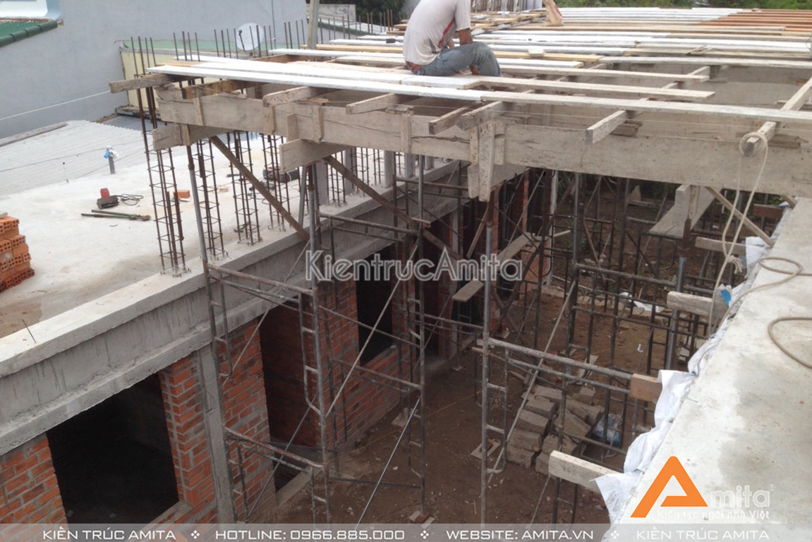 Thiết kế và thi công biệt thự hiện đại 2 tầng