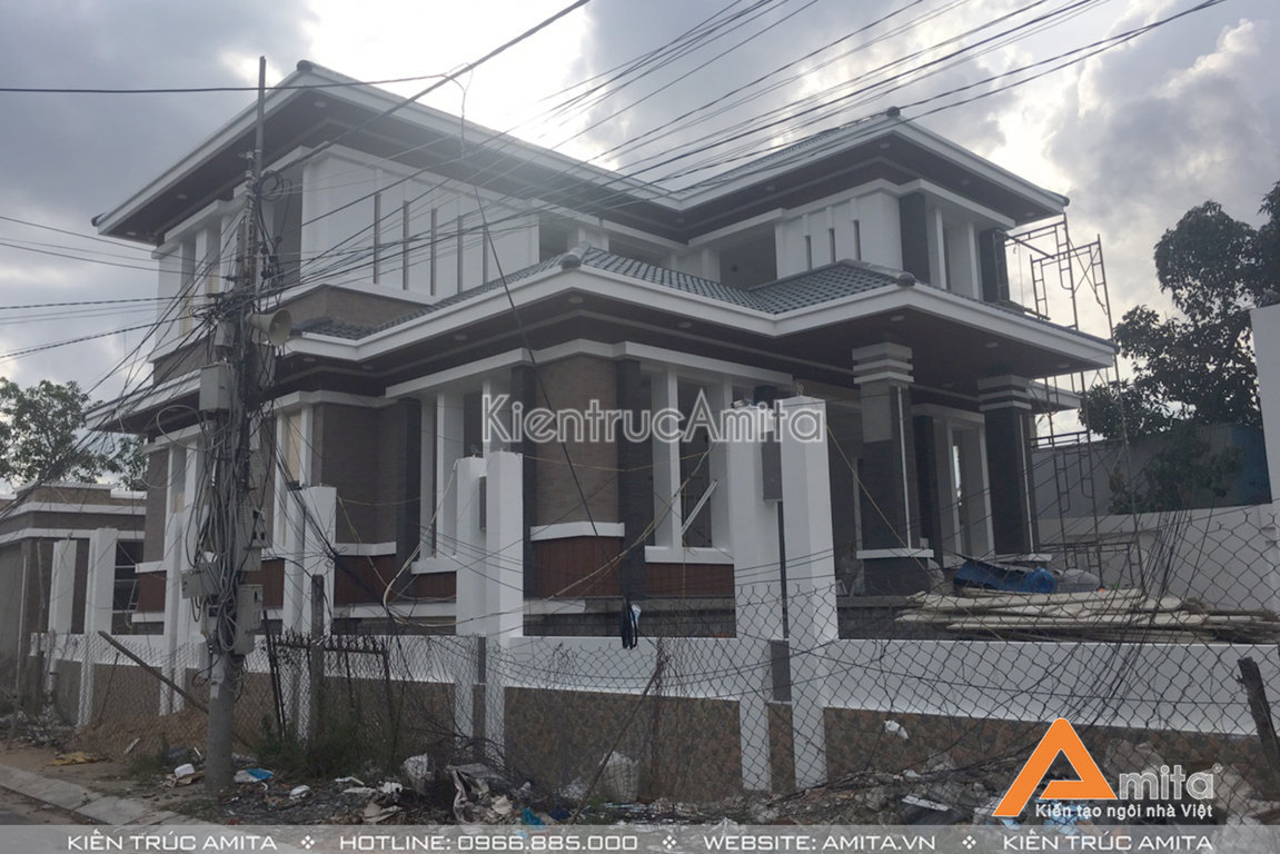 Thiết kế và thi công biệt thự hiện đại 2 tầng
