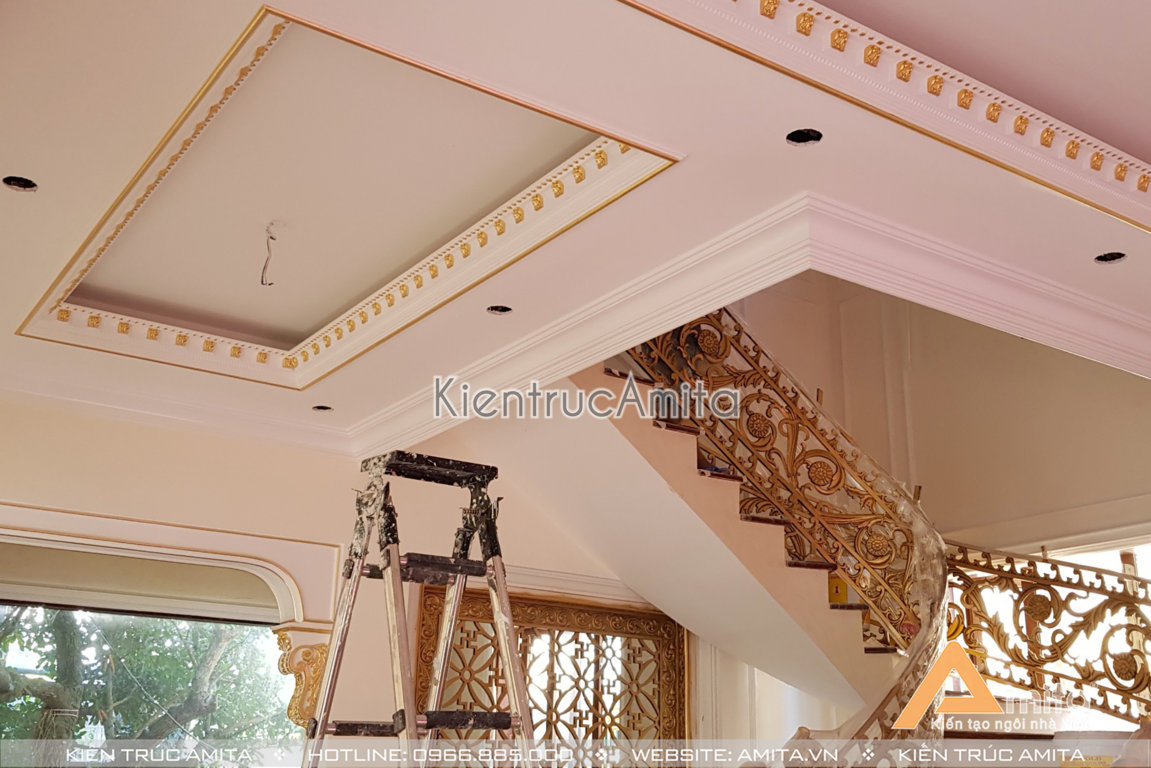 thi-cong-noi-biet-thu-tan-co-dien-dep